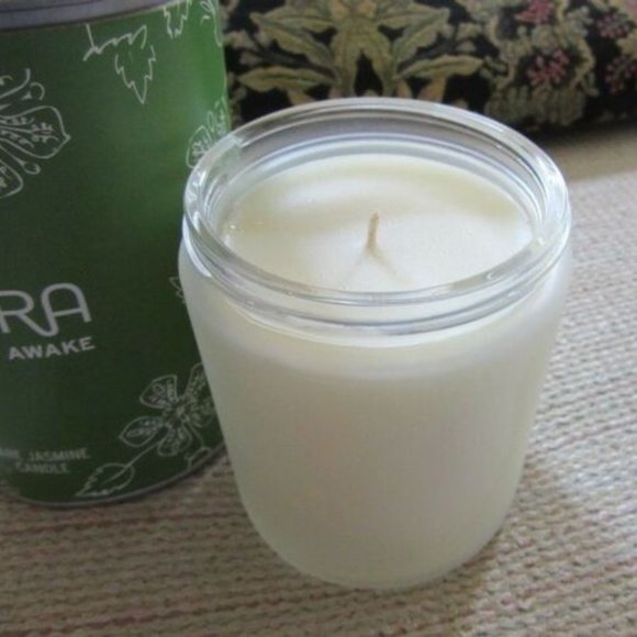 NEW Juara AWAKE Soy jar candle. Tiara flower, jasmine scented - Picture 2 of 6